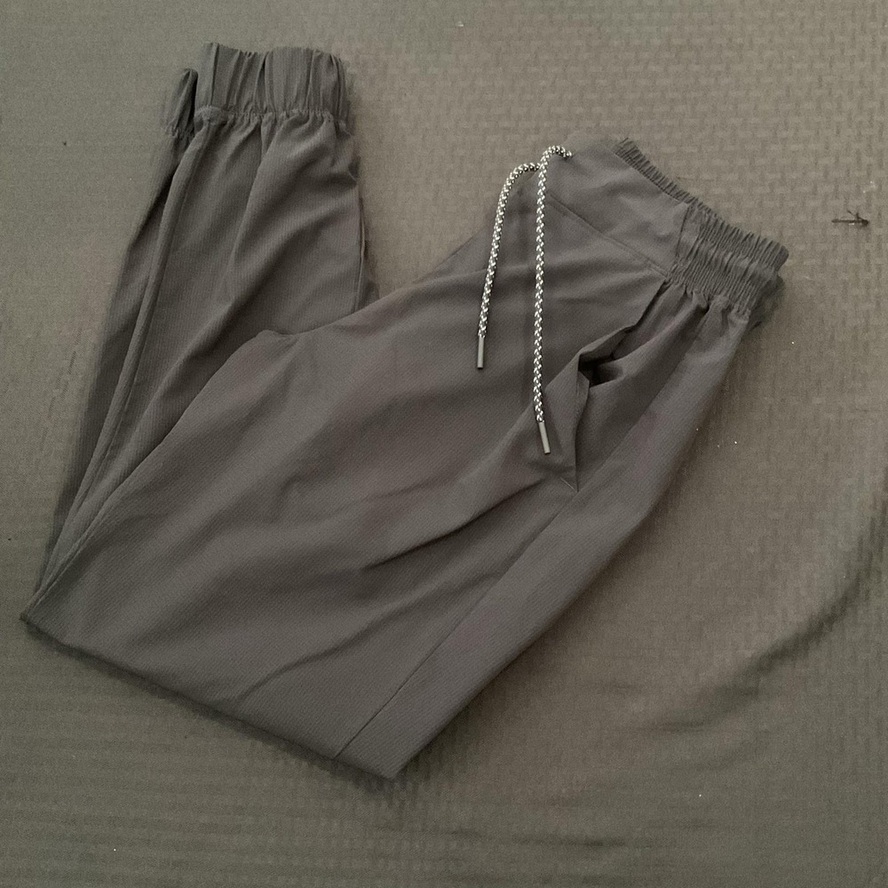 Eddie Bauer Track Pants Womens Medium Black Stretch Hiking Zip Pocket Travel